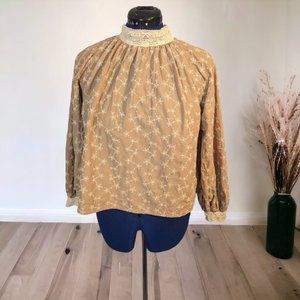 Zara Vintage Tan Cream Lace Mock Neck Floral Embroidered Eyelet Blouse Size M
